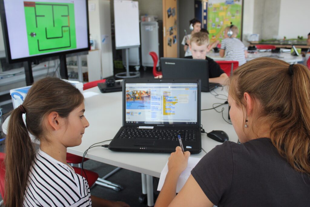 Bilder aus einem IT4Kids Kurs