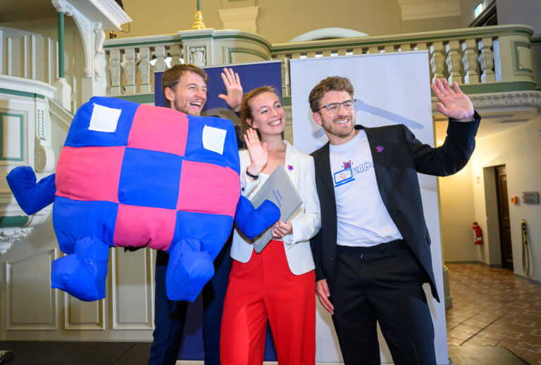 Wir feiern den Förderpreis – Ein großer Meilenstein für IT4Kids!